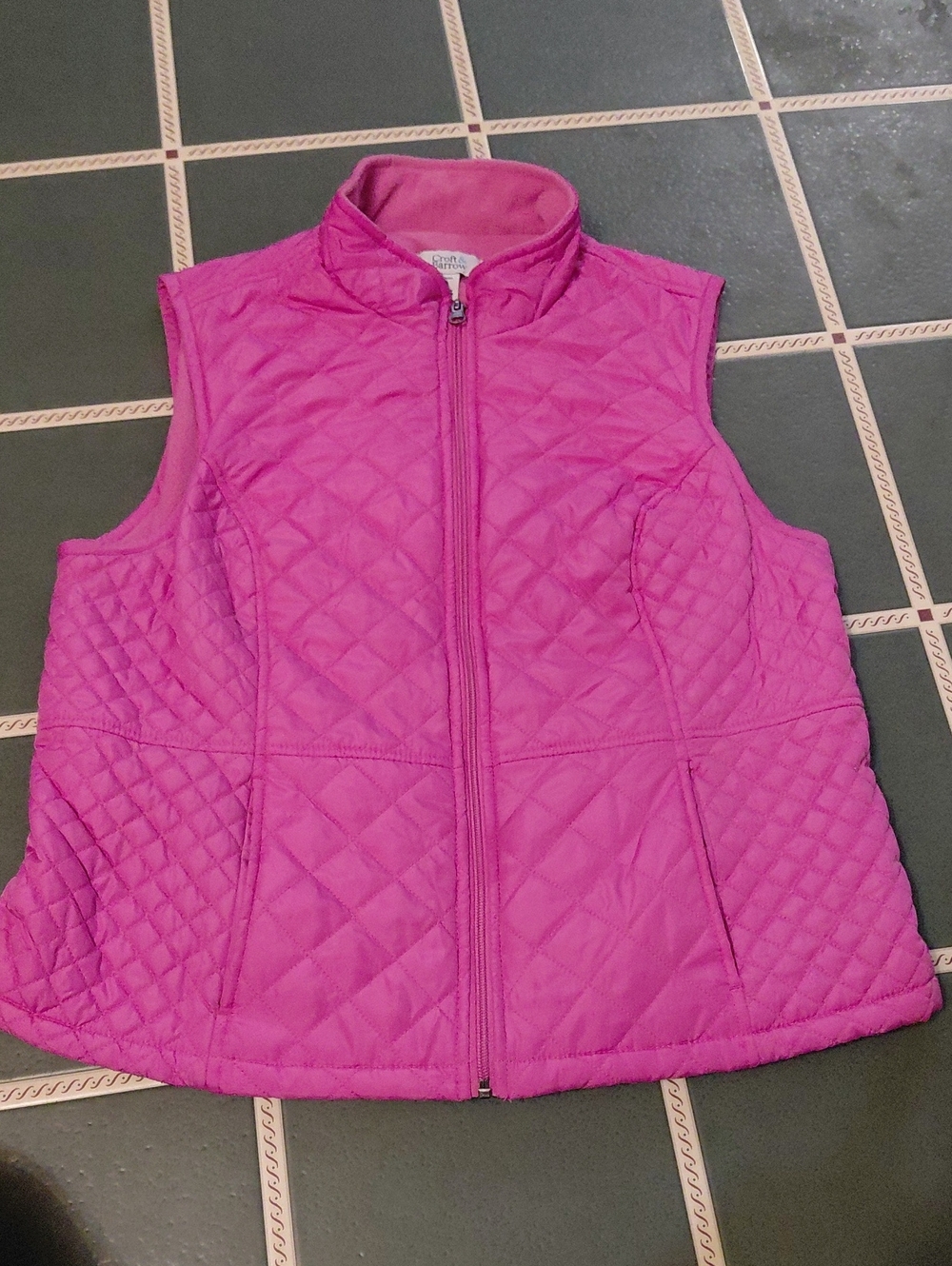 croft & barrow Pink Fleece-Lined Vest Label Detail